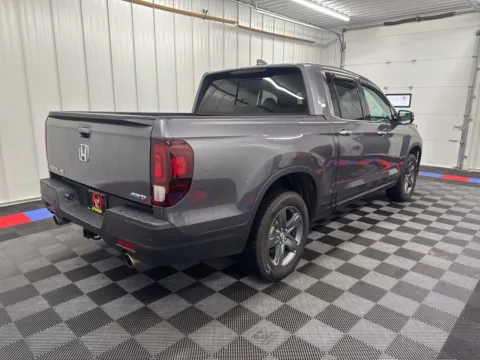 More photos of 2023 Honda Ridgeline RTL-E at Bridgeland Auto Brokers, NY