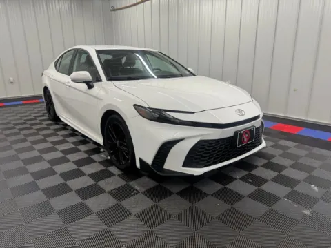 Photos of 2025 Toyota Camry SE for sale in Bridgeport, NY at Bridgeland Auto Brokers