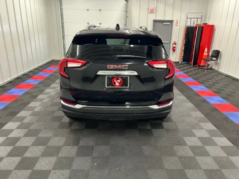 More photos of 2024 GMC Terrain SLT at Bridgeland Auto Brokers, NY