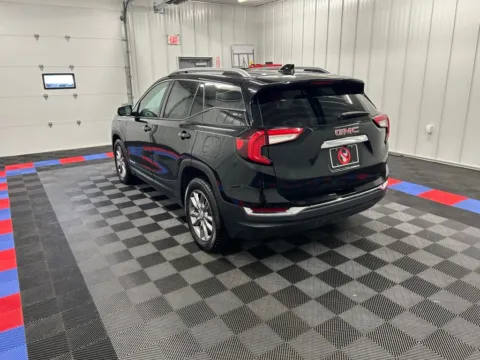 More photos of 2024 GMC Terrain SLT at Bridgeland Auto Brokers, NY