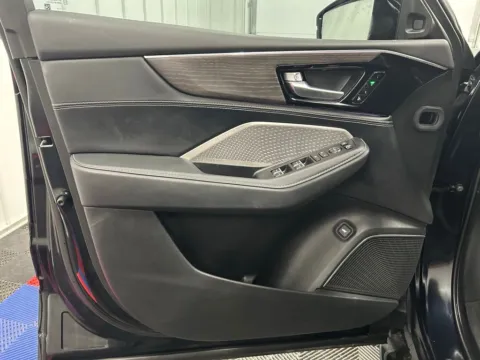 More photos of 2024 Acura MDX Advance at Bridgeland Auto Brokers, NY