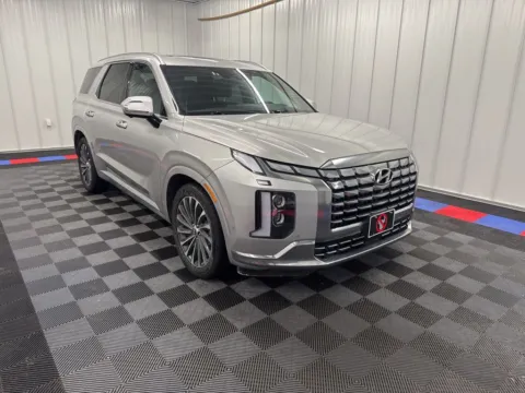 Photos of 2024 Hyundai Palisade Calligraphy for sale in Bridgeport, NY at Bridgeland Auto Brokers
