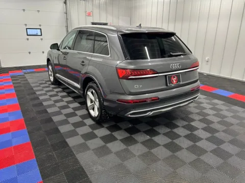 More photos of 2024 Audi Q7 45 Premium Plus at Bridgeland Auto Brokers, NY