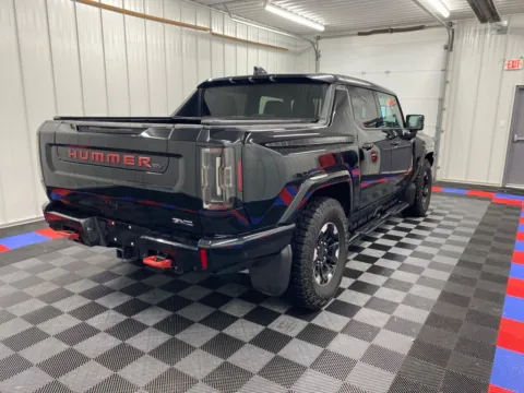 More photos of 2024 GMC Hummer EV Pickup 2X at Bridgeland Auto Brokers, NY