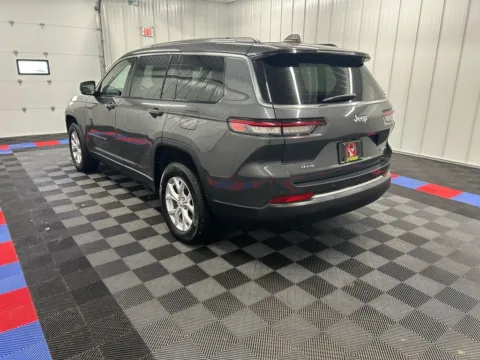 More photos of 2023 Jeep Grand Cherokee L Limited at Bridgeland Auto Brokers, NY