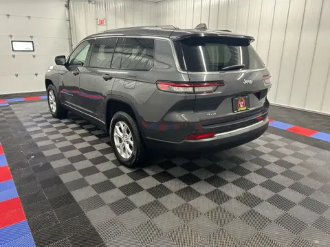 More photos of 2023 Jeep Grand Cherokee L Limited at Bridgeland Auto Brokers, NY