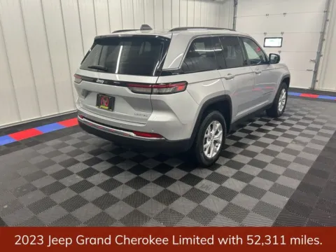 Another view of 2023 Jeep Grand Cherokee Limited for sale in Bridgeport, NY at Bridgeland Auto Brokers