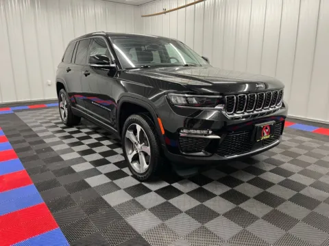 Photos of 2023 Jeep Grand Cherokee 4xe for sale in Bridgeport, NY at Bridgeland Auto Brokers