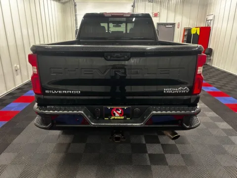 More photos of 2020 Chevrolet Silverado 2500HD High Country at Bridgeland Auto Brokers, NY