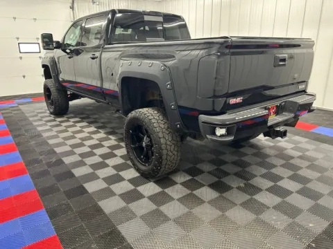 More photos of 2017 GMC Sierra 2500HD SLT at Bridgeland Auto Brokers, NY