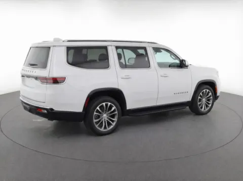 Photos of 2024 Jeep Wagoneer Series II for sale in Bridgeport, NY at Bridgeland Auto Brokers