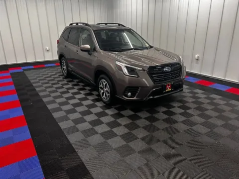 Photos of 2023 Subaru Forester Premium for sale in Bridgeport, NY at Bridgeland Auto Brokers