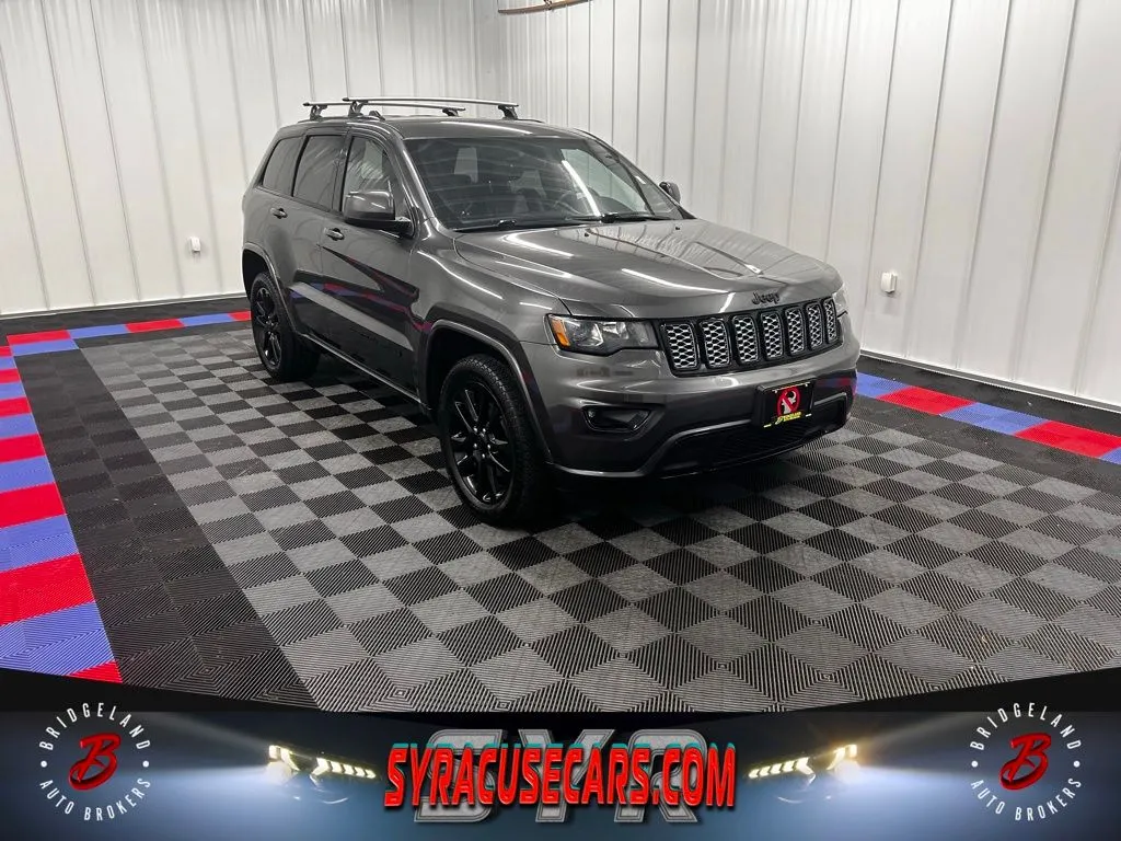 2017 Jeep Grand Cherokee Altitude for sale in Bridgeport, NY