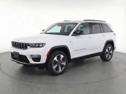More photos of 2023 Jeep Grand Cherokee 4xe at Bridgeland Auto Brokers, NY