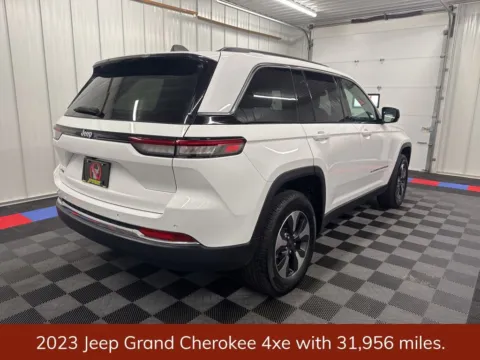 Another view of 2023 Jeep Grand Cherokee 4xe for sale in Bridgeport, NY at Bridgeland Auto Brokers