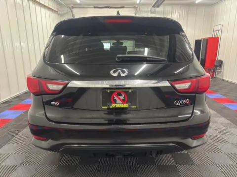 More photos of 2020 INFINITI QX60 PURE at Bridgeland Auto Brokers, NY