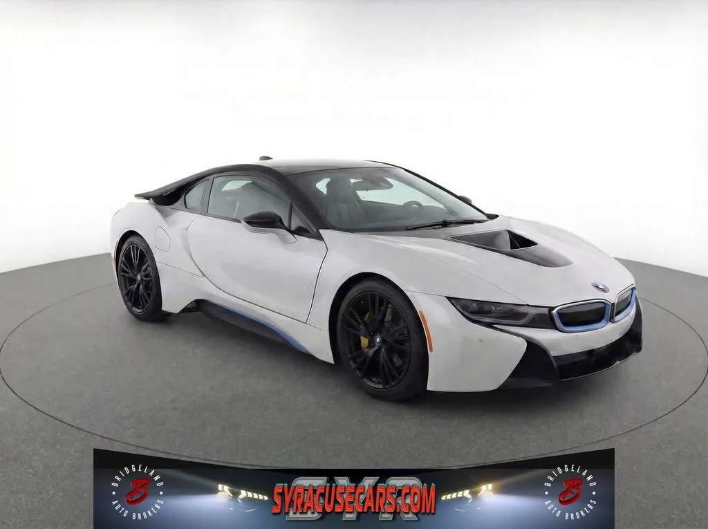 Gray 2016 BMW i8 for sale in Bridgeport, NY