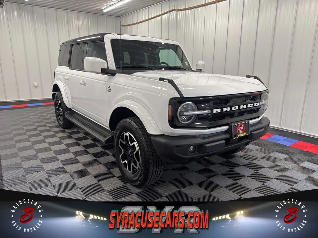 White 2025 Ford Bronco Outer Banks for sale in Bridgeport, NY