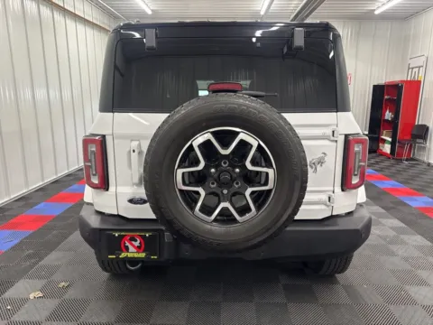 More photos of 2025 Ford Bronco Outer Banks at Bridgeland Auto Brokers, NY