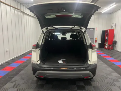 More photos of 2023 Nissan Rogue SV at Bridgeland Auto Brokers, NY