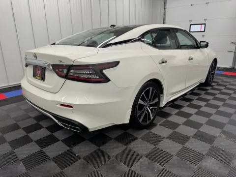 Another view of 2023 Nissan Maxima 3.5 SL for sale in Bridgeport, NY at Bridgeland Auto Brokers