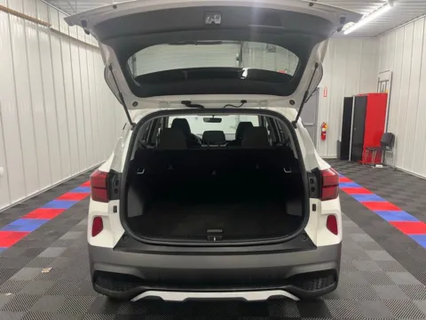 More photos of 2021 Kia Seltos LX at Bridgeland Auto Brokers, NY