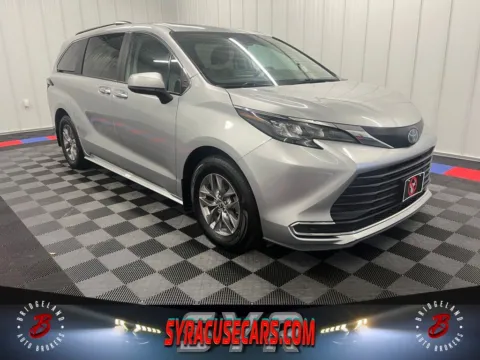Gray 2024 Toyota Sienna XLE for sale in Bridgeport, NY