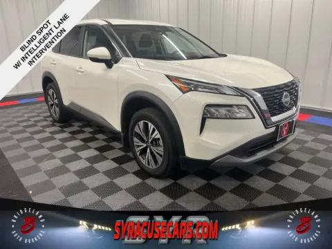 White 2023 Nissan Rogue SV for sale in Bridgeport, NY