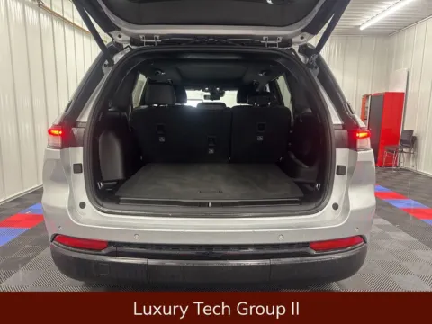 More photos of 2024 Jeep Grand Cherokee Limited at Bridgeland Auto Brokers, NY