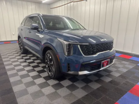 Photos of 2025 Kia Sorento X-Line EX for sale in Bridgeport, NY at Bridgeland Auto Brokers