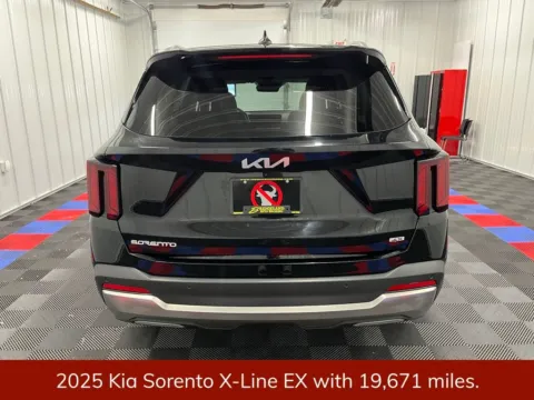 Another view of 2025 Kia Sorento X-Line EX for sale in Bridgeport, NY at Bridgeland Auto Brokers