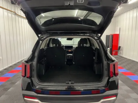 More photos of 2025 Kia Sorento X-Line EX at Bridgeland Auto Brokers, NY