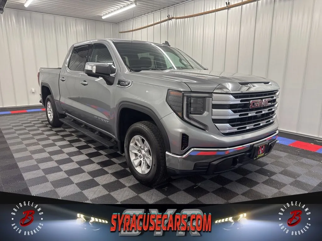 2023 GMC Sierra 1500 SLE for sale in Bridgeport, NY