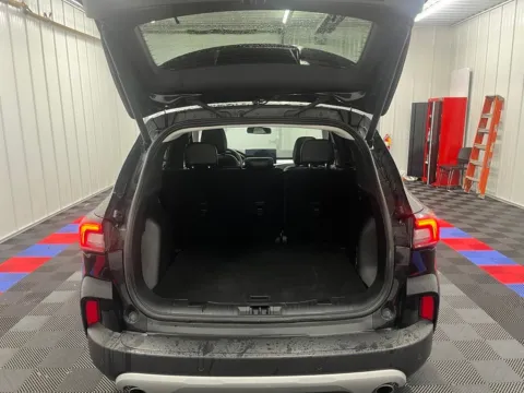 More photos of 2025 Ford Escape Platinum at Bridgeland Auto Brokers, NY