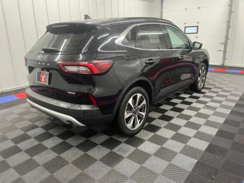Photos of 2025 Ford Escape Platinum for sale in Bridgeport, NY at Bridgeland Auto Brokers