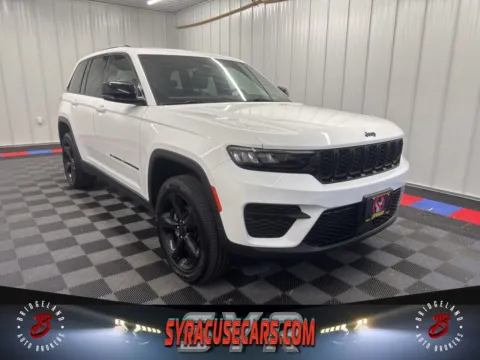 White 2023 Jeep Grand Cherokee Altitude X for sale in Bridgeport, NY