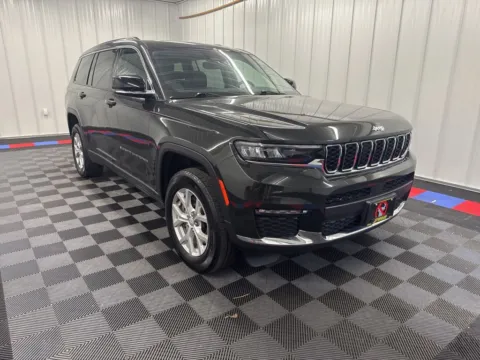 Photos of 2023 Jeep Grand Cherokee L Limited for sale in Bridgeport, NY at Bridgeland Auto Brokers