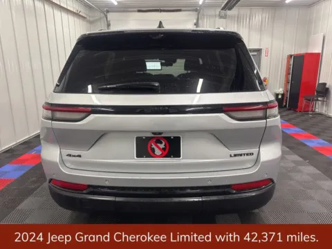 Another view of 2024 Jeep Grand Cherokee Limited for sale in Bridgeport, NY at Bridgeland Auto Brokers