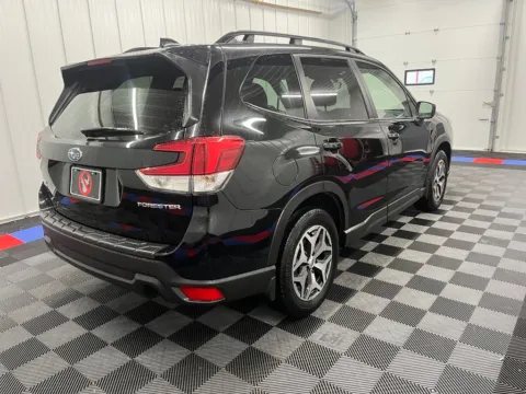 Photos of 2024 Subaru Forester Premium for sale in Bridgeport, NY at Bridgeland Auto Brokers