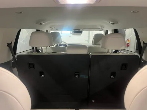 More photos of 2024 Hyundai Santa Fe Hybrid SEL at Bridgeland Auto Brokers, NY