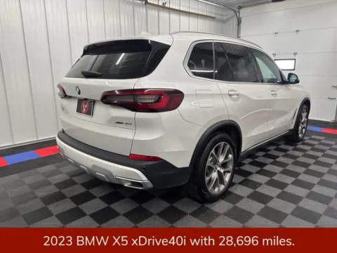 Another view of 2023 BMW X5 xDrive40i for sale in Bridgeport, NY at Bridgeland Auto Brokers
