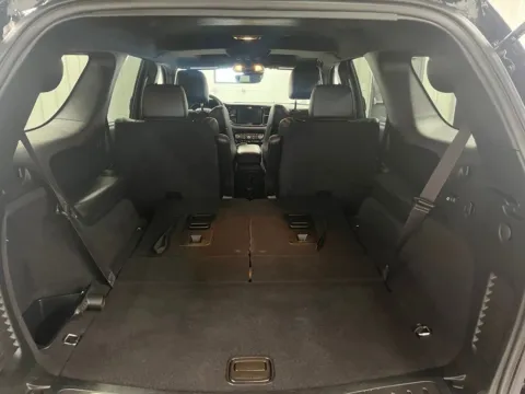 More photos of 2024 Dodge Durango R/T Premium at Bridgeland Auto Brokers, NY