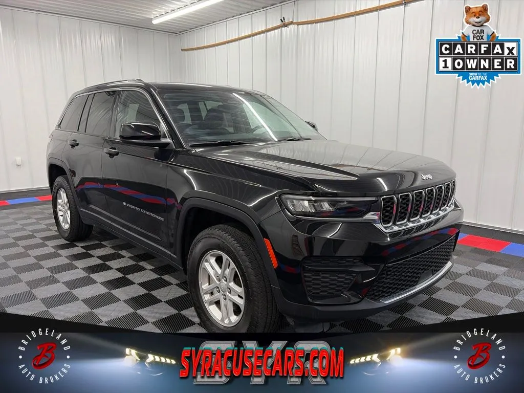 Black 2023 Jeep Grand Cherokee Laredo for sale in Bridgeport, NY