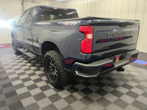 More photos of 2021 Chevrolet Silverado 1500 Custom at Bridgeland Auto Brokers, NY