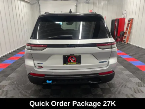More photos of 2022 Jeep Grand Cherokee Trailhawk 4xe at Bridgeland Auto Brokers, NY