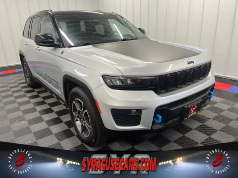 Silver 2022 Jeep Grand Cherokee Trailhawk 4xe for sale in Bridgeport, NY