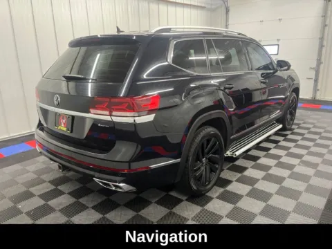 Photos of 2023 Volkswagen Atlas 3.6L V6 SEL Premium R-Line for sale in Bridgeport, NY at Bridgeland Auto Brokers