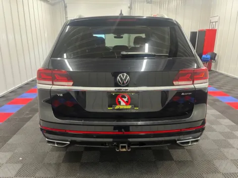 Another view of 2023 Volkswagen Atlas 3.6L V6 SEL Premium R-Line for sale in Bridgeport, NY at Bridgeland Auto Brokers