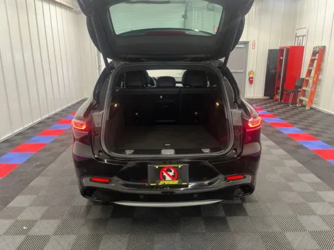 More photos of 2024 Alfa Romeo Tonale Ti at Bridgeland Auto Brokers, NY