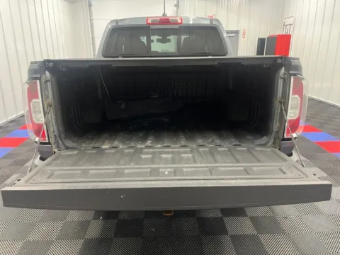 More photos of 2022 GMC Canyon AT4 w/Leather at Bridgeland Auto Brokers, NY